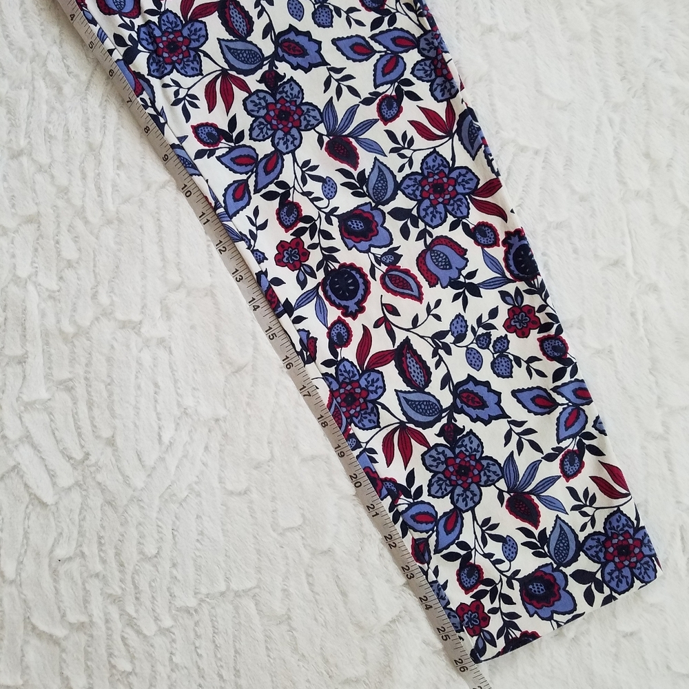 Gap Floral Slim City Khakis - Picture 4 of 10